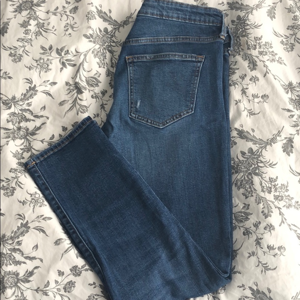 Gap ripped cropped jeans